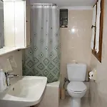 Apartment Matroni's House - Seafront Getaway In