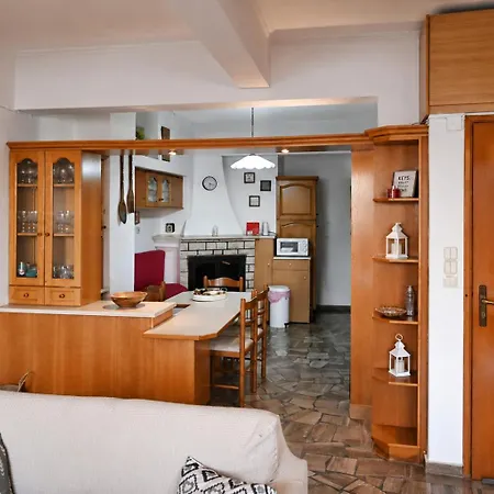 Apartament Matroni's House - Seafront Getaway In