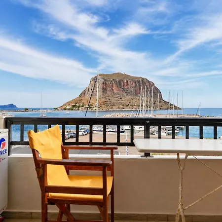 Matroni's House - Seafront Getaway In Monemvasía