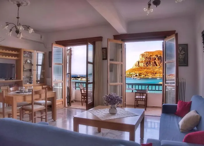 Matroni'S House - Seafront Apartment In Monemvasia Апартаменты