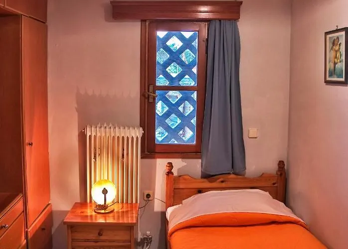 Matroni'S House - Seafront Apartment In Monemvasia *