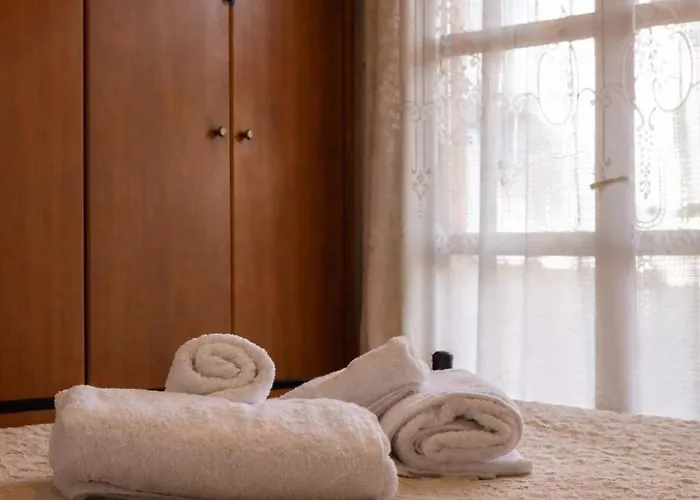 Matroni's House - Seafront Getaway In Monemvasia